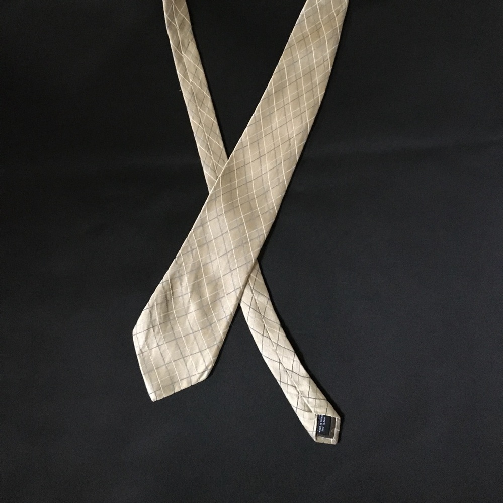 100 percent silk tie, by Calvin Klein